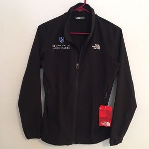New with tags North Face light jacket